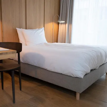 Kaya Stuttgart Airport Messe